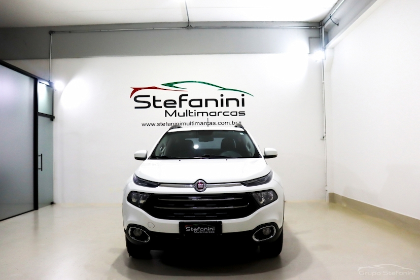 Foto do veículo FIAT TORO 2.0 16V TURBO DIESEL FREEDOM 4WD AT9 2022 58.407 KM 121.990,00