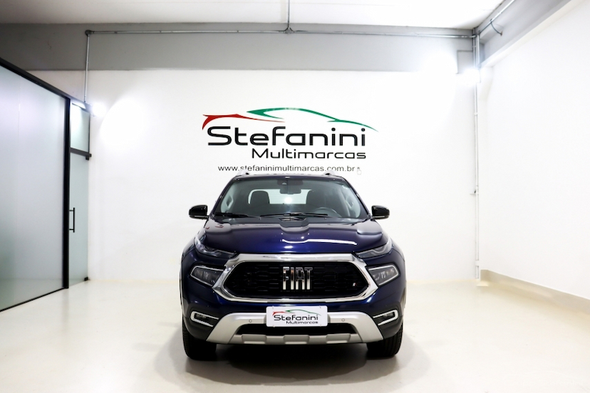 Foto do veículo FIAT TORO 1.3 TURBO 270 FLEX VOLCANO AT6 2023 1.283 KM 159.990,00
