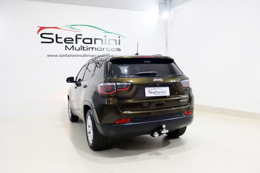 Foto do veículo JEEP COMPASS 2.0 16V FLEX SPORT AUTOMÁTICO 2018 51.600 KM 84.990,00