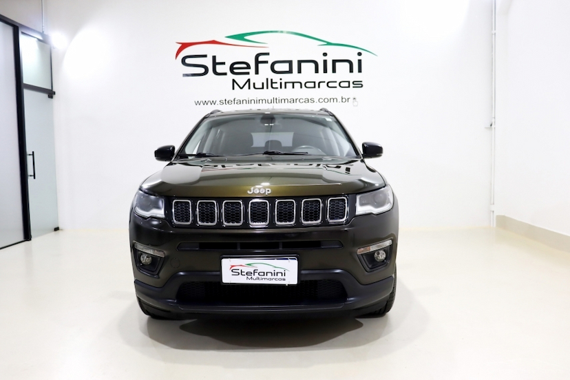 Foto do veículo JEEP COMPASS 2.0 16V FLEX SPORT AUTOMÁTICO 2018 51.600 KM 84.990,00