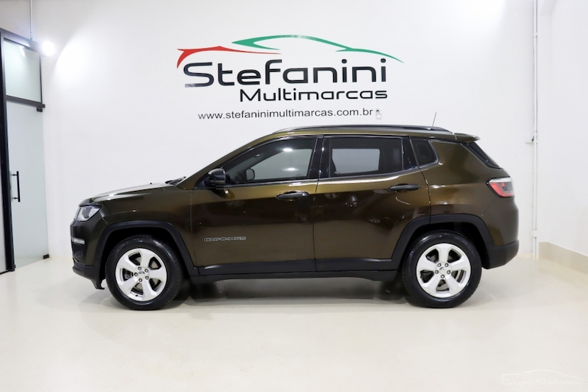 Foto do veículo JEEP COMPASS 2.0 16V FLEX SPORT AUTOMÁTICO 2018 51.600 KM 84.990,00