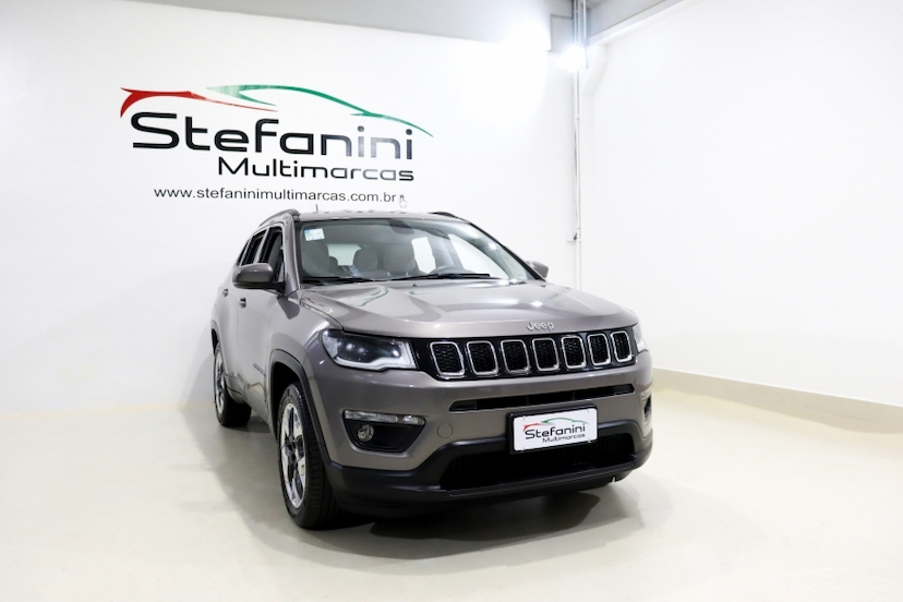 Foto do veículo JEEP COMPASS 2.0 16V FLEX LONGITUDE AUTOMÁTICO 2019 54.685 KM 94.990,00