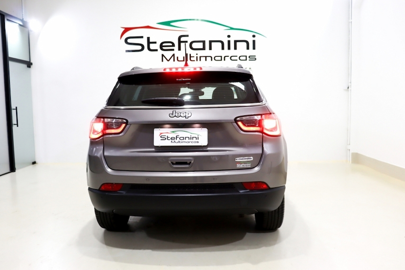 Foto do veículo JEEP COMPASS 2.0 16V FLEX LONGITUDE AUTOMÁTICO 2019 54.685 KM 94.990,00