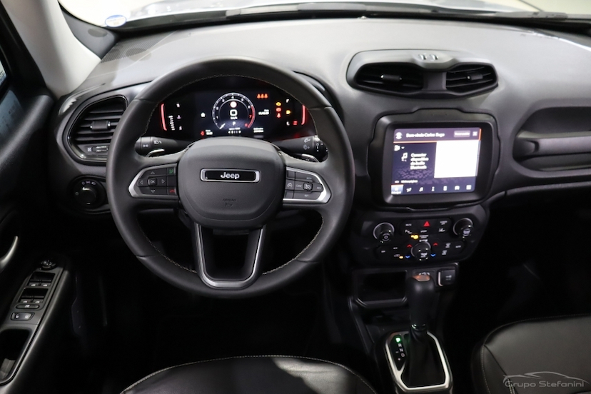 Foto do veículo JEEP RENEGADE 1.3 T270 TURBO FLEX LONGITUDE AT6 2023 21.943 KM 108.990,00
