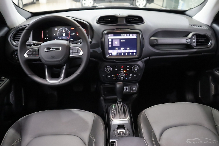 Foto do veículo JEEP RENEGADE 1.3 T270 TURBO FLEX SAHARA AT6 2025 4.771 KM 159.990,00