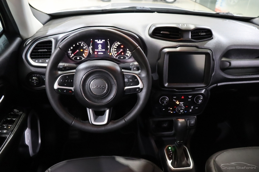 Foto do veículo JEEP RENEGADE 1.8 16V FLEX LONGITUDE 4P AUTOMÁTICO 2020 63.778 KM 78.990,00