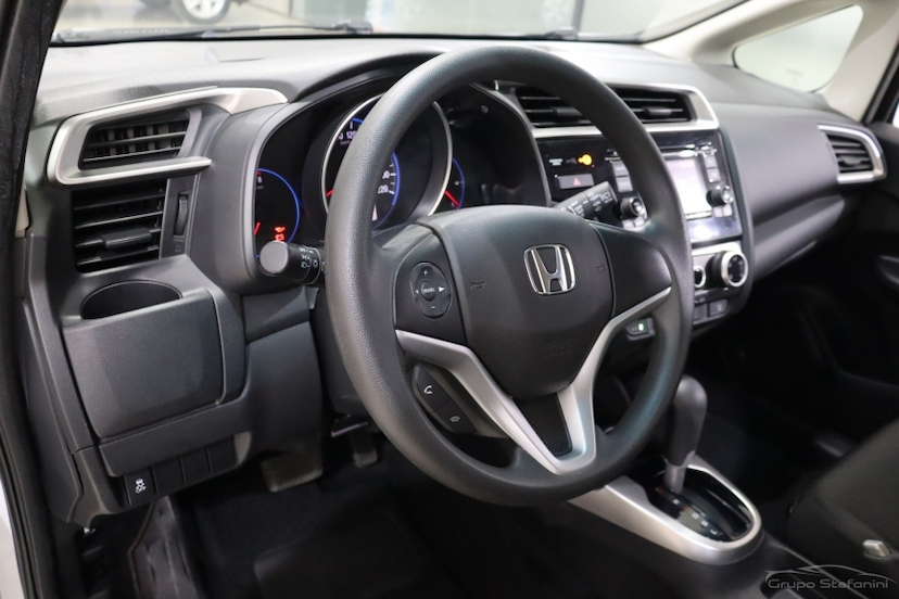 Foto do veículo HONDA FIT 1.5 LX 16V FLEX 4P AUTOMÁTICO 2019 63.078 KM 78.990,00