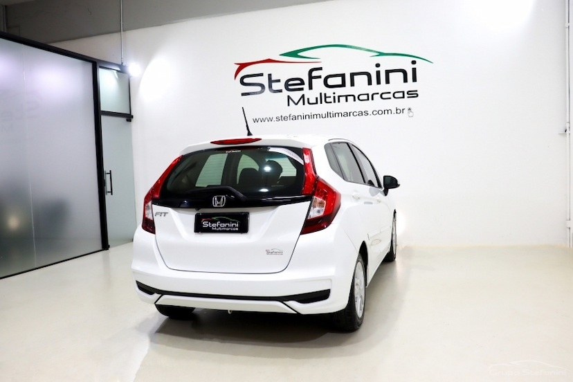 Foto do veículo HONDA FIT 1.5 LX 16V FLEX 4P AUTOMÁTICO 2019 63.078 KM 78.990,00