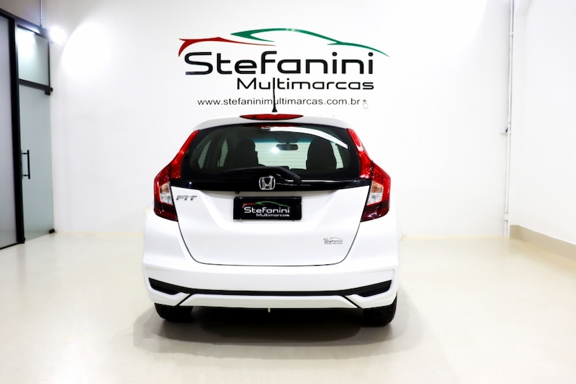 Foto do veículo HONDA FIT 1.5 LX 16V FLEX 4P AUTOMÁTICO 2019 63.078 KM 78.990,00