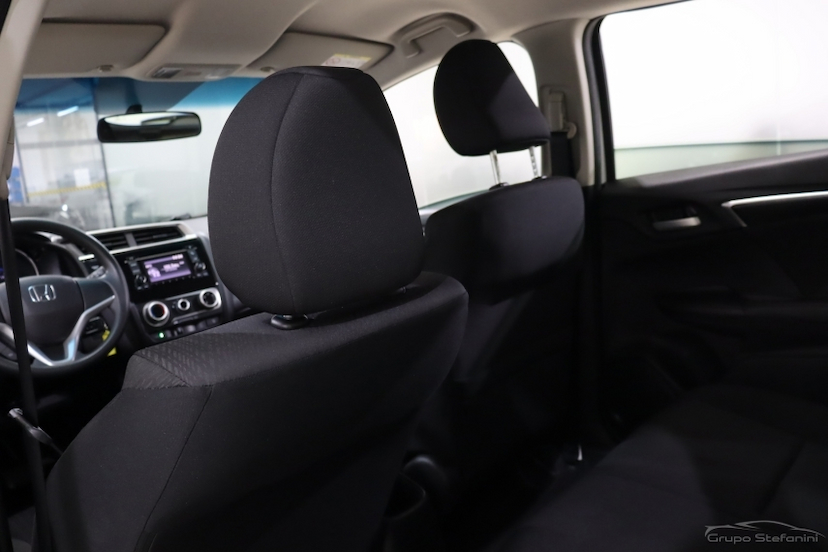 Foto do veículo HONDA FIT 1.5 LX 16V FLEX 4P AUTOMÁTICO 2019 63.078 KM 78.990,00