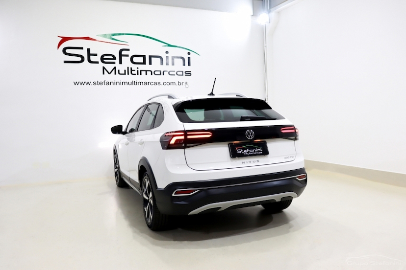 Foto do veículo VOLKSWAGEN NIVUS 1.0 200 TSI TOTAL FLEX HIGHLINE AUTOMÁTICO 2021 93.852 KM 98.490,00