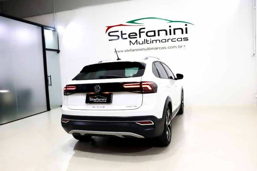 Foto do veículo VOLKSWAGEN NIVUS 1.0 200 TSI TOTAL FLEX HIGHLINE AUTOMÁTICO 2021 93.852 KM 98.490,00