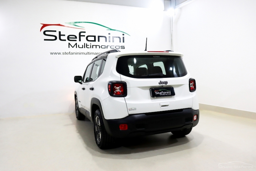 Foto do veículo JEEP RENEGADE 1.8 16V FLEX 4P AUTOMÁTICO 2020 64.352 KM 74.990,00
