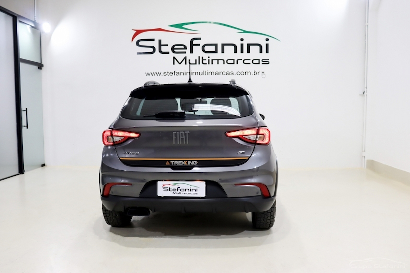 Foto do veículo FIAT ARGO 1.3 FIREFLY FLEX TREKKING CVT 2023 25.228 KM 87.990,00