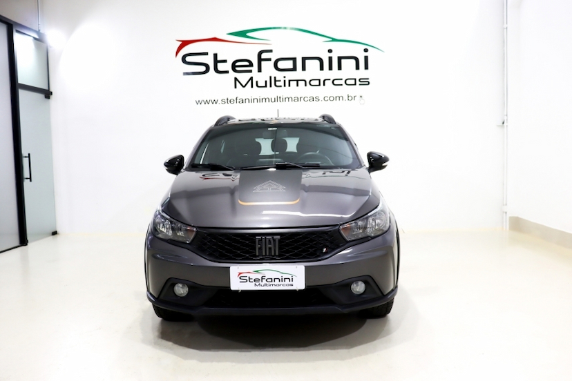Foto do veículo FIAT ARGO 1.3 FIREFLY FLEX TREKKING CVT 2023 25.228 KM 87.990,00