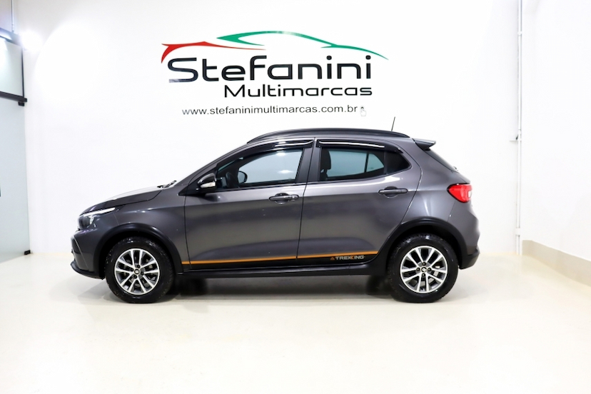 Foto do veículo FIAT ARGO 1.3 FIREFLY FLEX TREKKING CVT 2023 25.228 KM 87.990,00