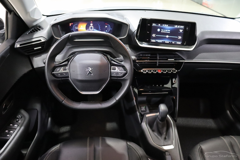 Foto do veículo PEUGEOT 208 1.6 16V FLEX GRIFFE AT6 2022 49.842 KM 85.490,00
