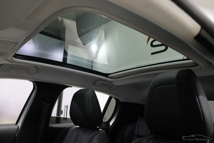Foto do veículo PEUGEOT 208 1.6 16V FLEX GRIFFE AT6 2022 49.842 KM 85.490,00
