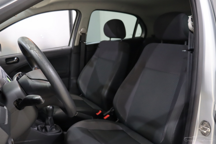Foto do veículo VOLKSWAGEN GOL 1.0 12V MPI TOTALFLEX 4P MANUAL 2022 76.448 KM 53.990,00