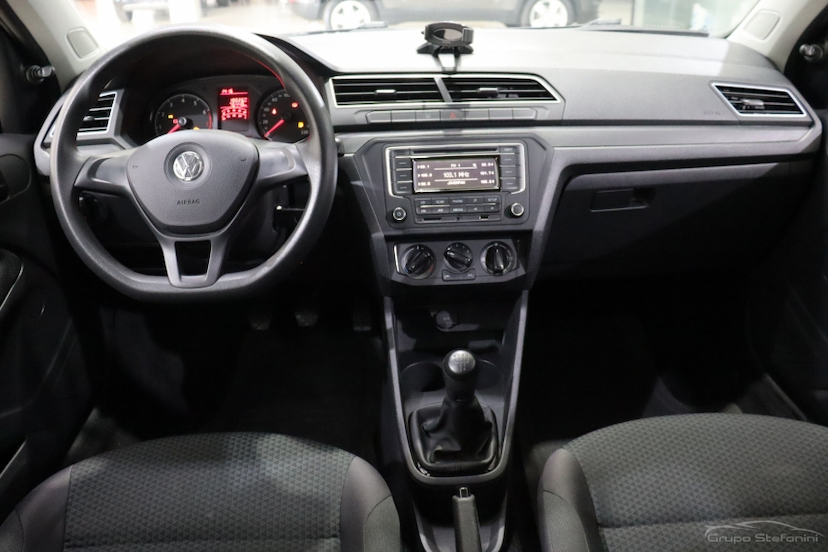 Foto do veículo VOLKSWAGEN GOL 1.0 12V MPI TOTALFLEX 4P MANUAL 2022 76.448 KM 53.990,00