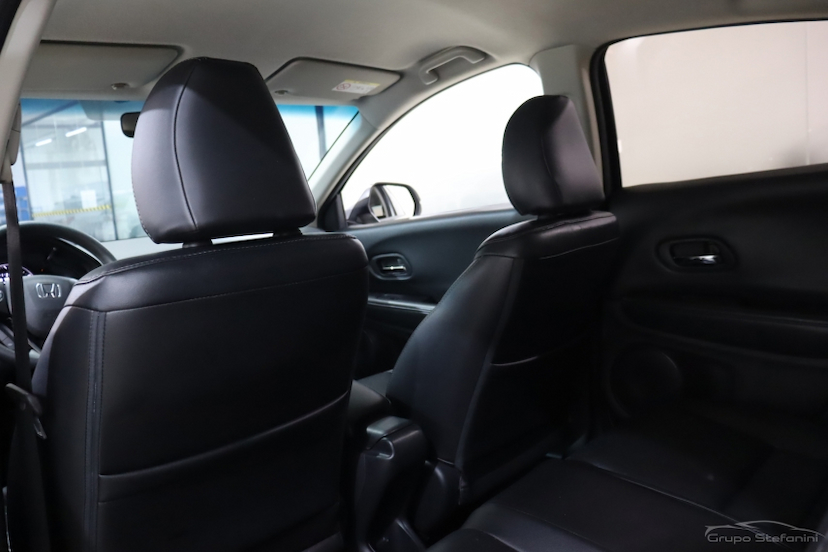 Foto do veículo HONDA HR-V 1.8 16V FLEX LX 4P AUTOMÁTICO 2018 65.178 KM 91.990,00