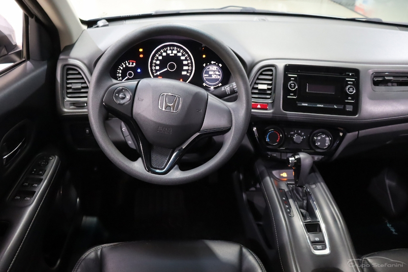 Foto do veículo HONDA HR-V 1.8 16V FLEX LX 4P AUTOMÁTICO 2018 65.178 KM 91.990,00