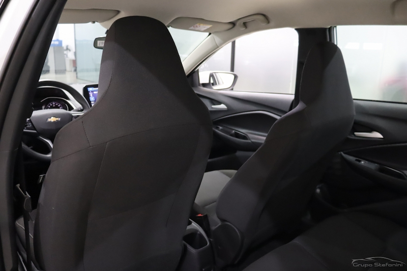 Foto do veículo Chevrolet Onix 1.0 TURBO FLEX LT MANUAL 2025 8.370 KM R$ 78.990,00