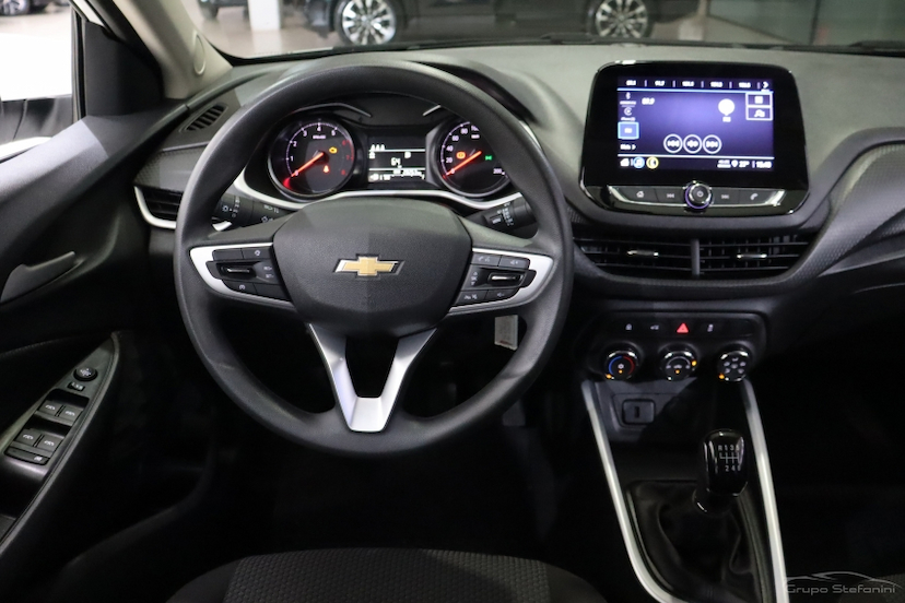 Foto do veículo Chevrolet Onix 1.0 TURBO FLEX PLUS LT MANUAL 2025 28.263 KM R$ 77.990,00