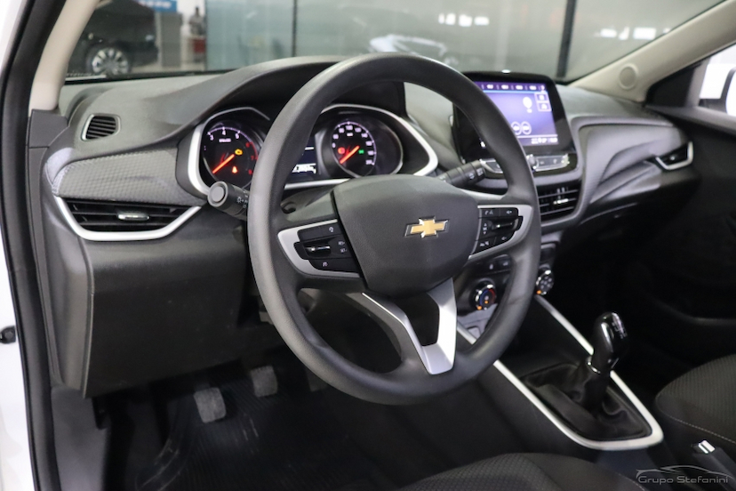 Foto do veículo Chevrolet Onix 1.0 TURBO FLEX PLUS LT MANUAL 2025 28.263 KM R$ 77.990,00