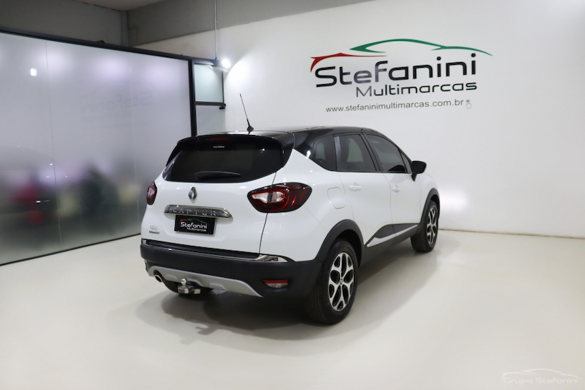 Foto do veículo Renault Captur 1.6 16V SCE FLEX INTENSE X-TRONIC 2018 63.185 KM R$ 64.990,00