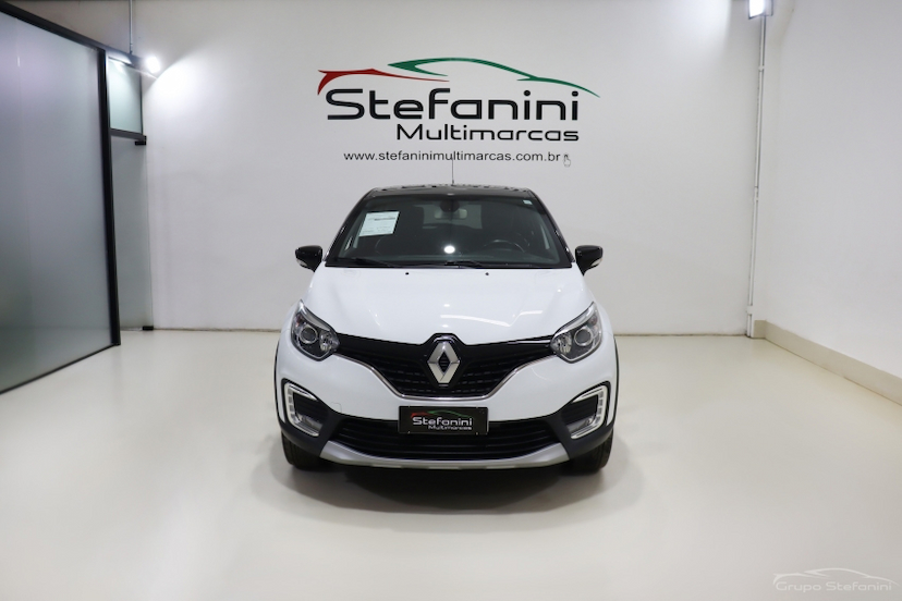 Foto do veículo Renault Captur 1.6 16V SCE FLEX INTENSE X-TRONIC 2018 63.185 KM R$ 64.990,00