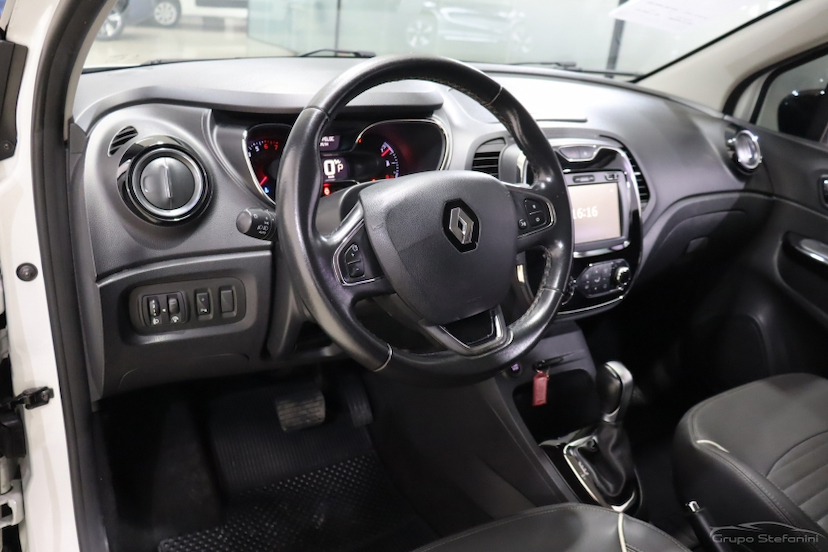 Foto do veículo Renault Captur 1.6 16V SCE FLEX INTENSE X-TRONIC 2018 63.185 KM R$ 64.990,00