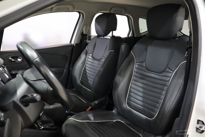 Foto do veículo Renault Captur 1.6 16V SCE FLEX INTENSE X-TRONIC 2018 63.185 KM R$ 64.990,00