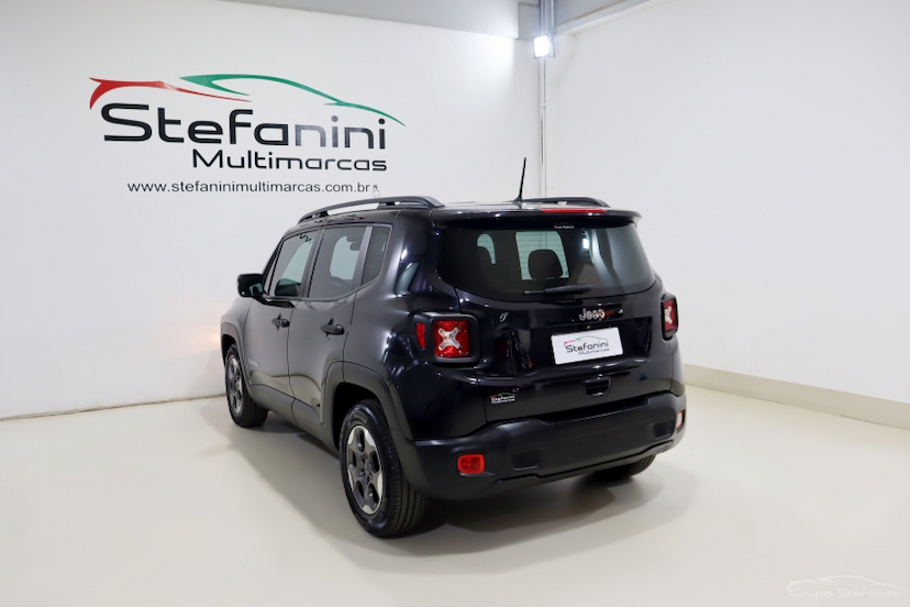 Foto do veículo JEEP RENEGADE 1.8 16V FLEX 4P AUTOMÁTICO 2020 61.012 KM R$ 64.990,00