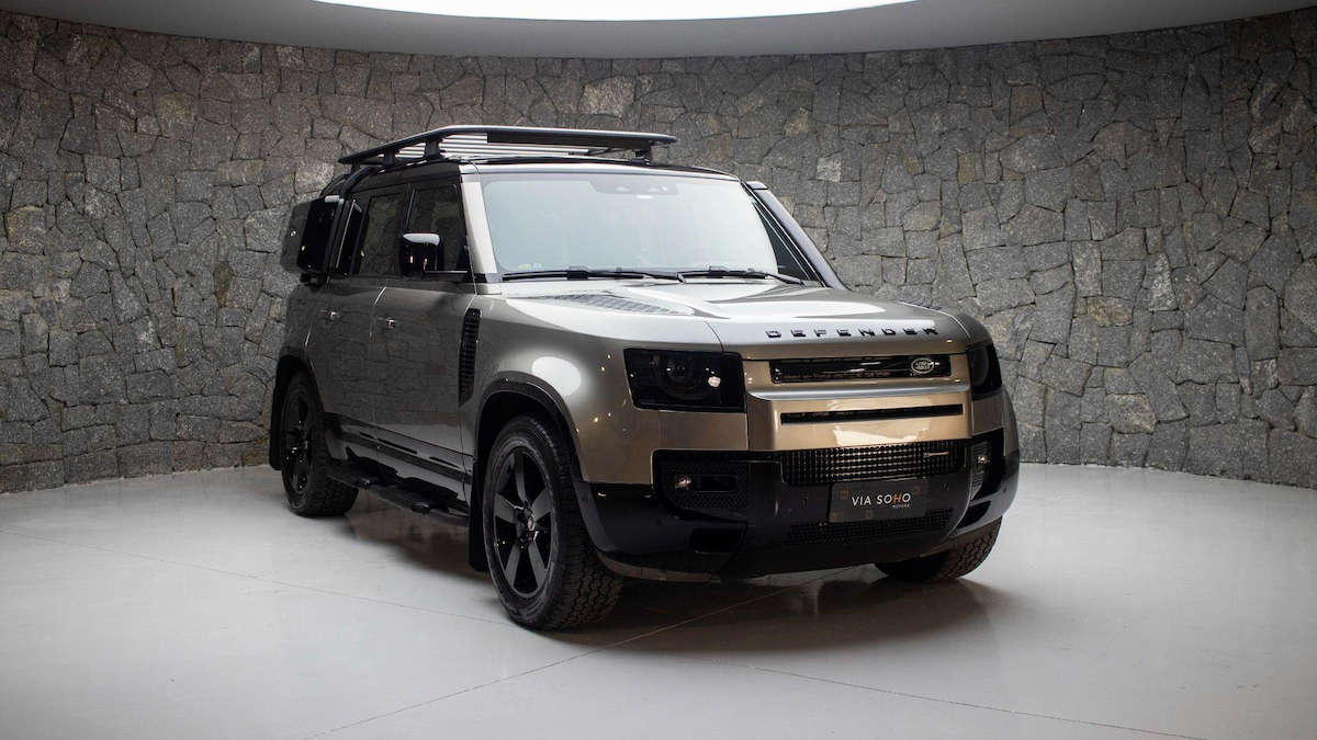 Foto do veículo LAND ROVER DEFENDER  HSE XD 2023/2023 35.000 KM R$ 650.000,00
