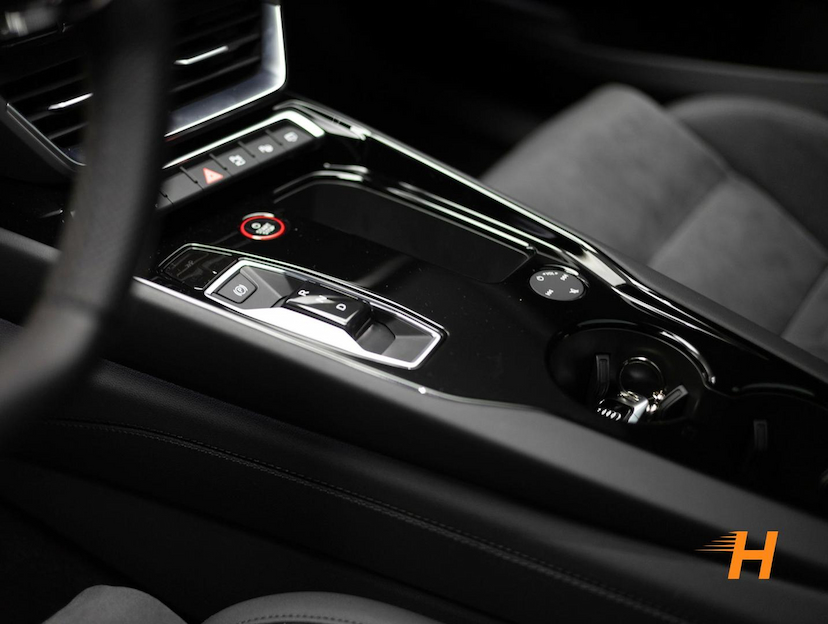 Foto do veículo AUDI E-TRON 0.0 E TRON GT 2024 8.200 KM R$ 499.000,00