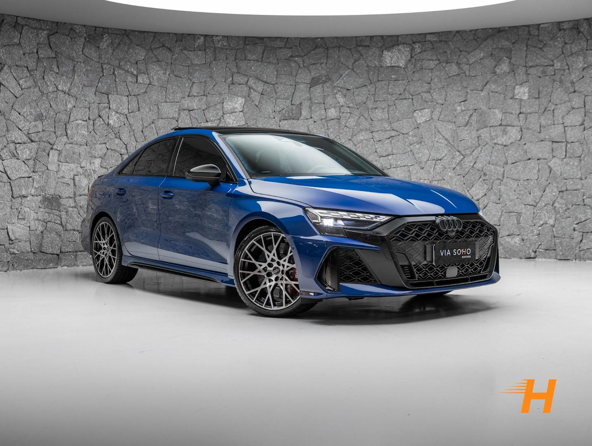 Foto do veículo AUDI RS3  SEDAN 2.5 TFSI QUATTRO S-TRONIC 2025/2026 3.623 KM R$ 629.000,00