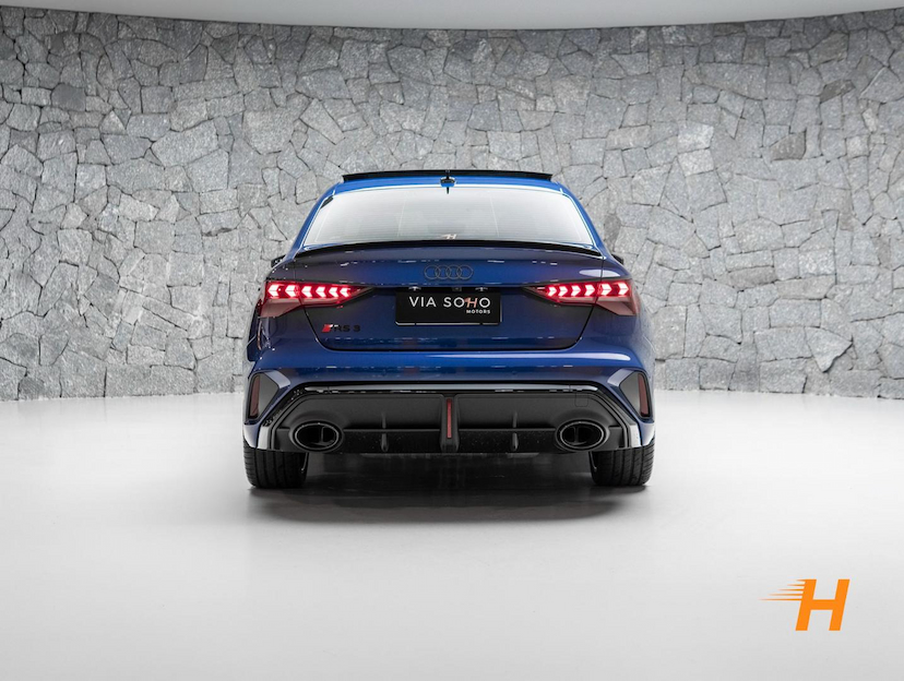 Foto do veículo AUDI RS3 2.5 SEDAN 2.5 TFSI QUATTRO S-TRONIC 2026 6.009 KM R$ 549.000,00