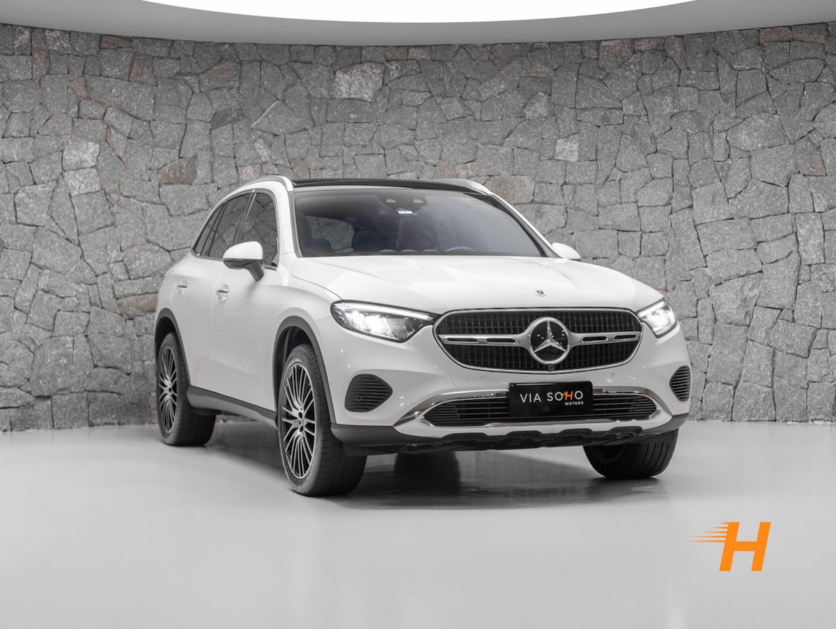 Foto do veículo MERCEDES-BENZ GLC 300 GLC300 4M 2023/2024 37.700 KM R$ 405.000,00