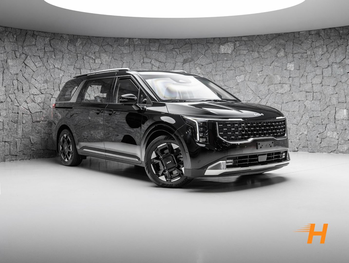 Foto do veículo KIA CARNIVAL  EX 3.5 V6 24V 276CV AUT 2024/2025 3 KM R$ 789.000,00