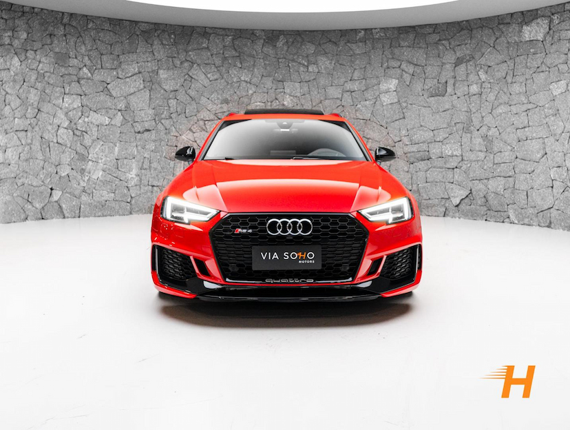 Foto do veículo AUDI RS4 2.9 AVANT 2.9TFSI TIPTRONIC QUATTRO 2019 63.442 KM R$ 385.000,00