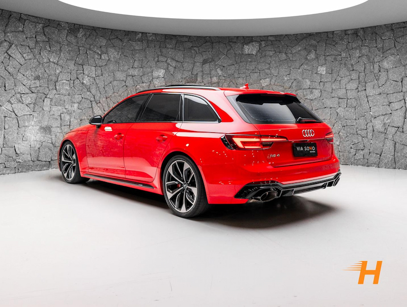 Foto do veículo AUDI RS4 2.9 AVANT 2.9TFSI TIPTRONIC QUATTRO 2019 63.442 KM R$ 385.000,00