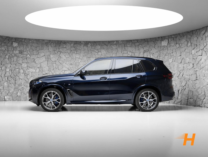 Foto do veículo BMW X5 3.0 I6 TURBO HÍBRIDO XDRIVE50E M SPORT AUTOMÁTICO 2024 44.732 KM R$ 525.000,00