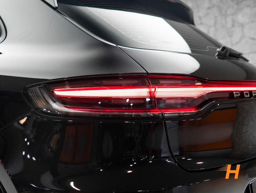 Foto do veículo PORSCHE MACAN 2.0 TURBO GASOLINA PDK 2021 81.384 KM R$ 295.000,00
