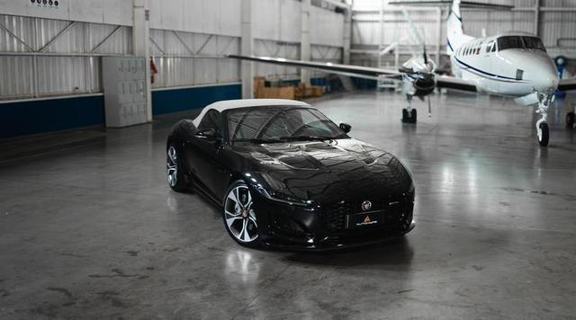 Foto do veículo JAGUAR F-TYPE  300RD CB 2023 4.007 KM 459.000,00