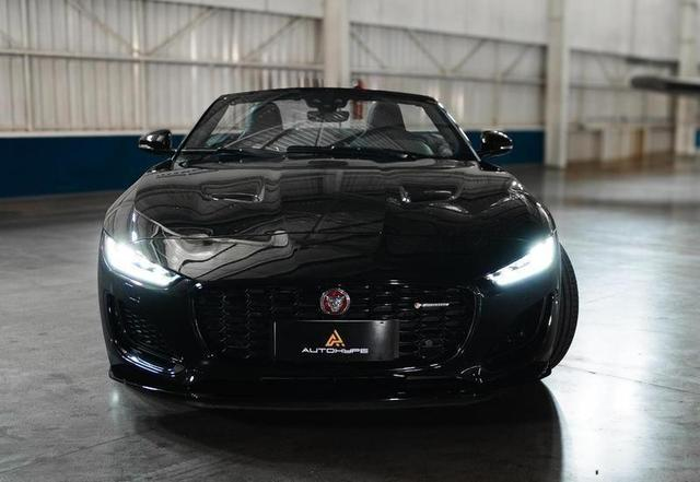 Foto do veículo JAGUAR F-TYPE  300RD CB 2023 4.007 KM 459.000,00