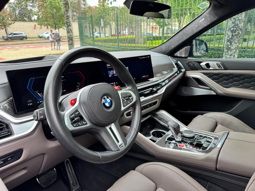 Foto do veículo BMW X6  M COMPETITION 2024 6.200 KM 989.000,00