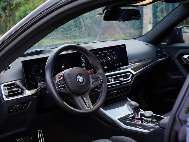 Foto do veículo BMW M2  COUPE 2024 5.682 KM 589.000,00