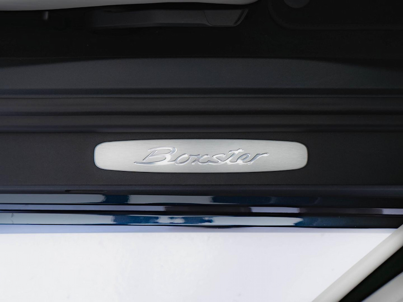 Foto do veículo PORSCHE BOXSTER BOXSTER 2022 13.084 KM 539.000,00