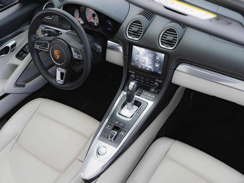 Foto do veículo PORSCHE BOXSTER BOXSTER 2022 13.084 KM 539.000,00